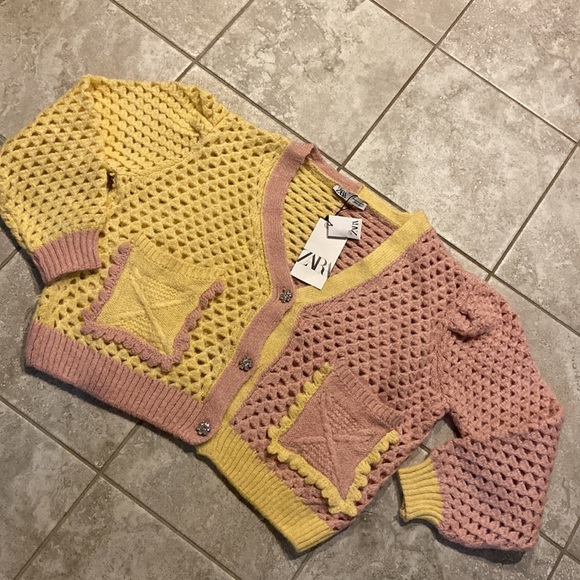 ZARA eyelet chunky knit oversized cardigan with jewel buttons - Picture 12 of 16